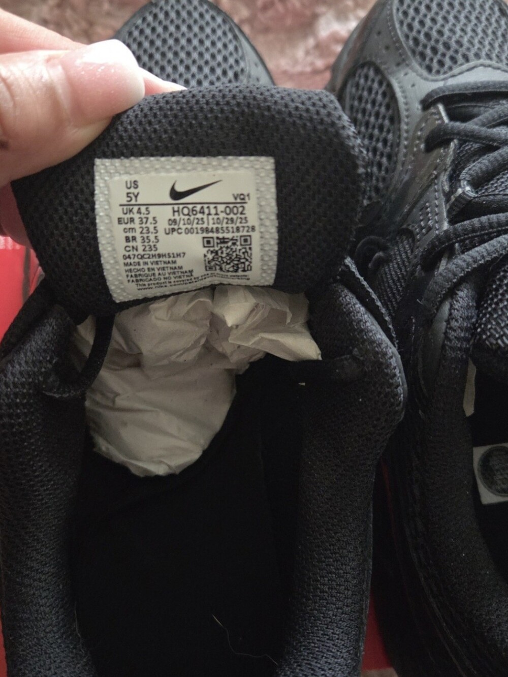 Nike - Picture 6 of 6